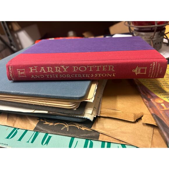 BRAND NEW Harry Potter and The Sorcerer's Stone First US Edition Hardcover MINTY - Picture 8 of 8